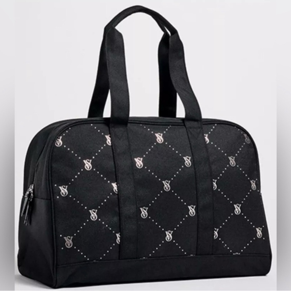BNWT extra large Victoria Secret tote Never opened